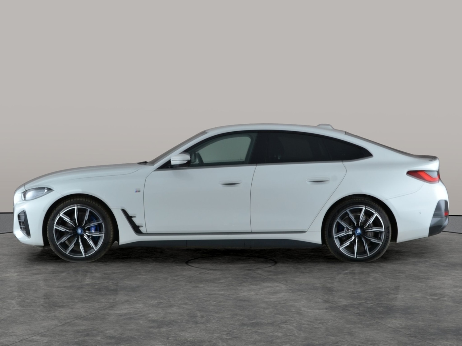 Used BMW i4 2022 for sale - 77061943: Photo 13