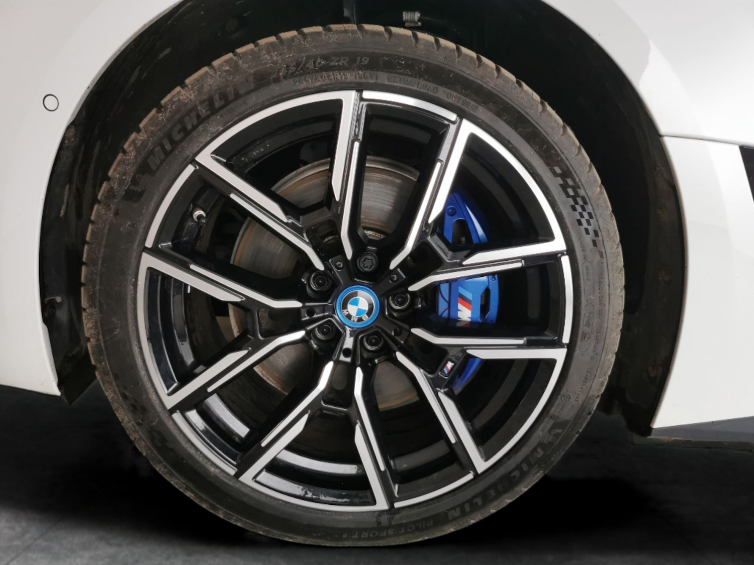 Used BMW i4 2022 for sale - 77061943: Photo 22