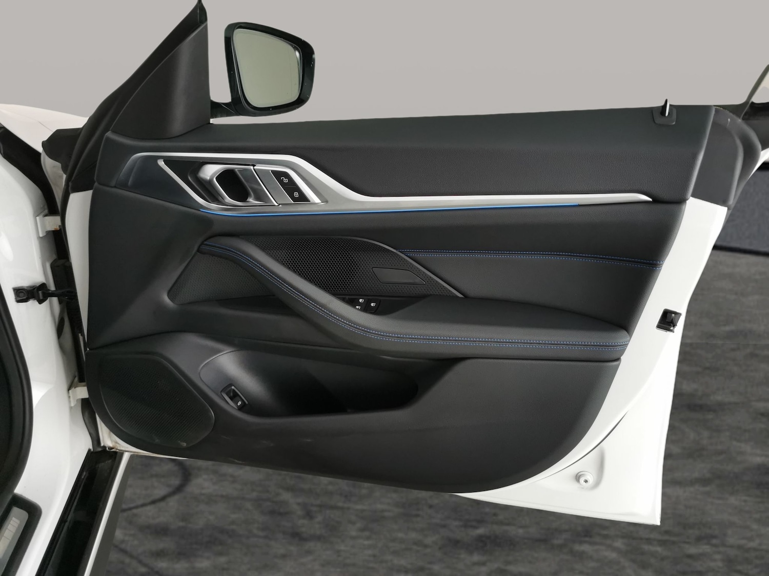 Used BMW i4 2022 for sale - 77061943: Photo 30