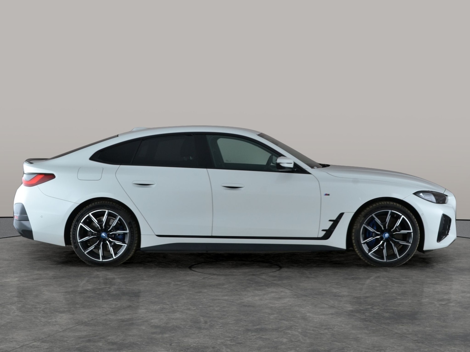 Used BMW i4 2022 for sale - 77061943: Photo 9