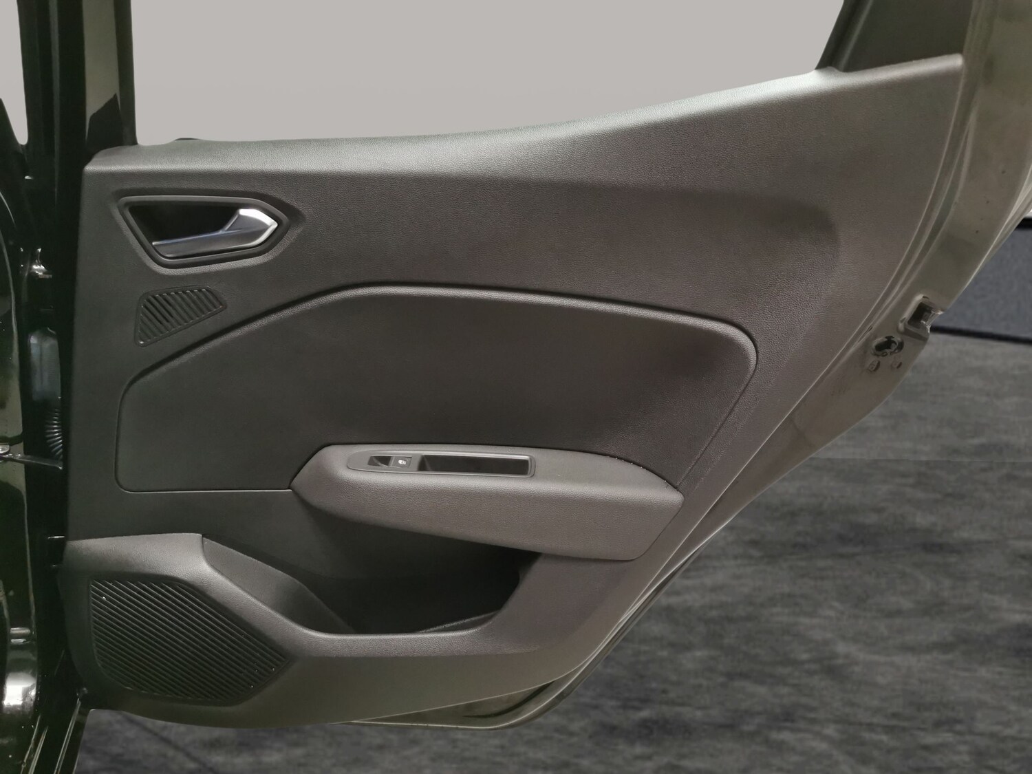 Used Renault Clio for sale - 77364864: Photo 29