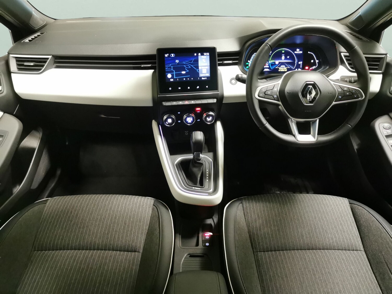 Used Renault Clio for sale - 77364864: Photo 8