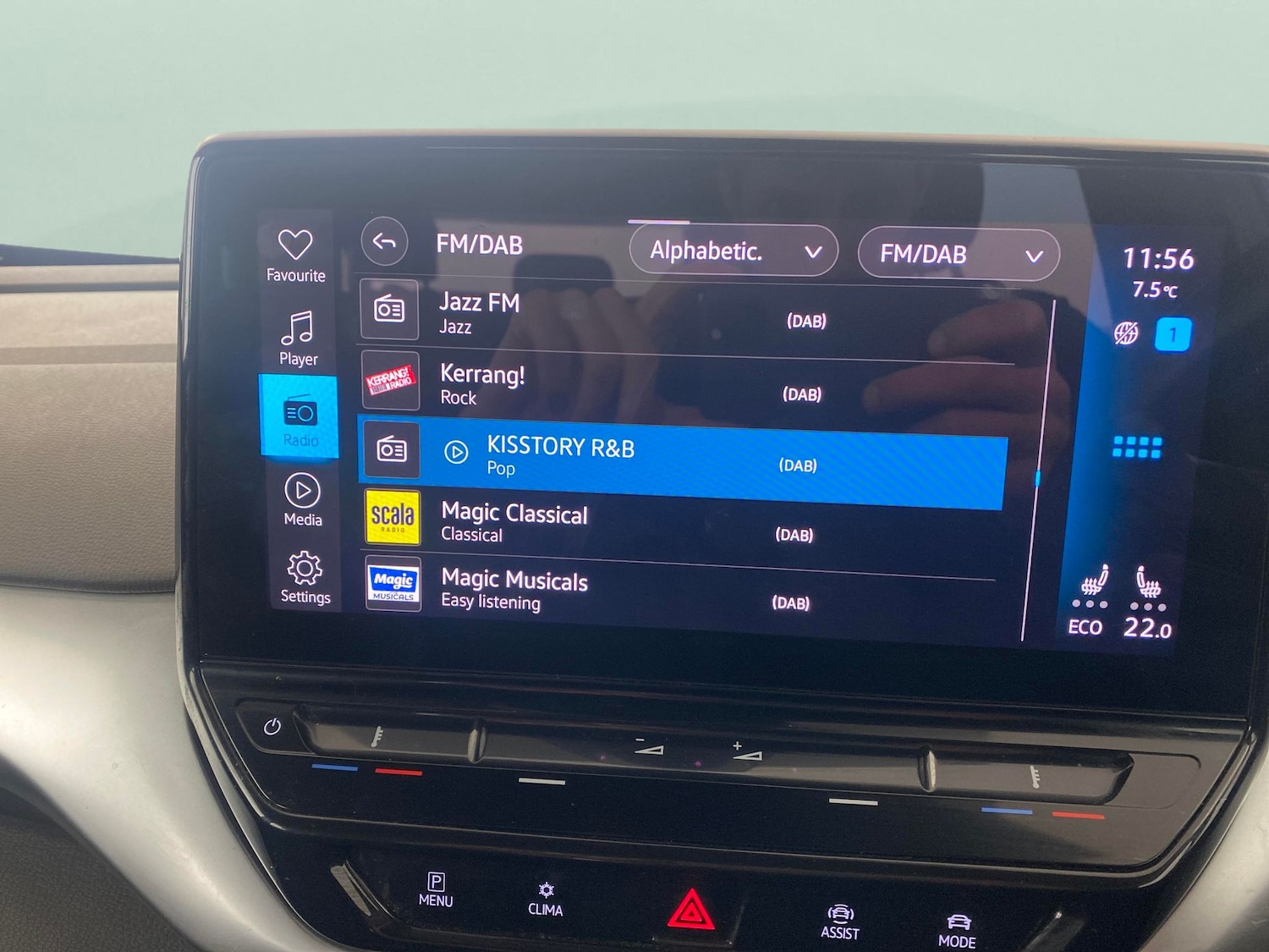 Used Volkswagen ID.4 2022 for sale - 77318608: Photo 5