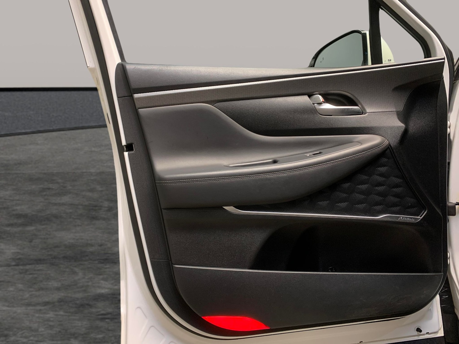 Used Hyundai Santa Fe 2019 for sale - 77364902: Photo 30