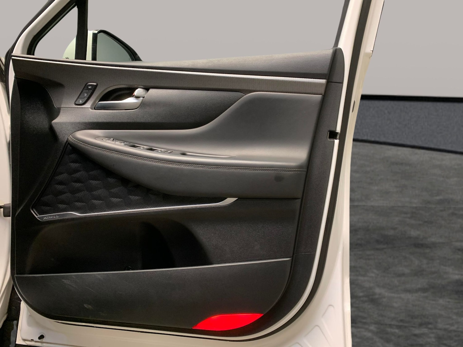 Used Hyundai Santa Fe 2019 for sale - 77364902: Photo 33