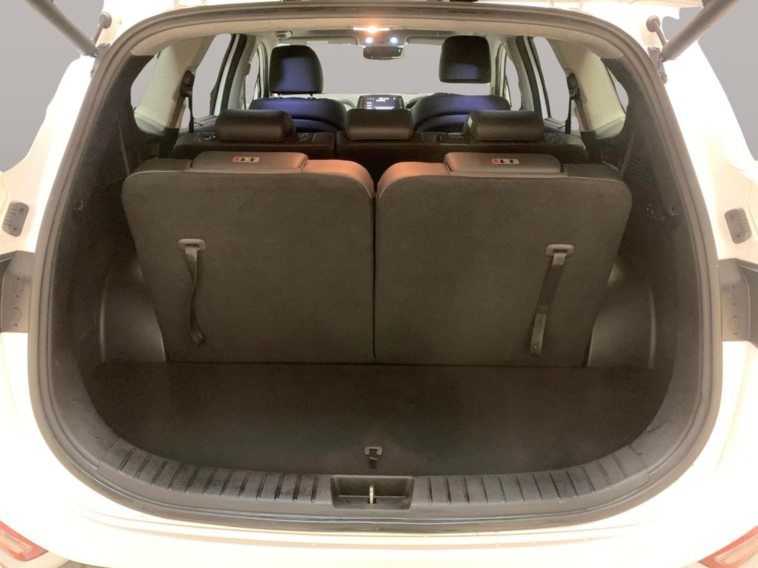 Used Hyundai Santa Fe 2019 for sale - 77364902: Photo 36