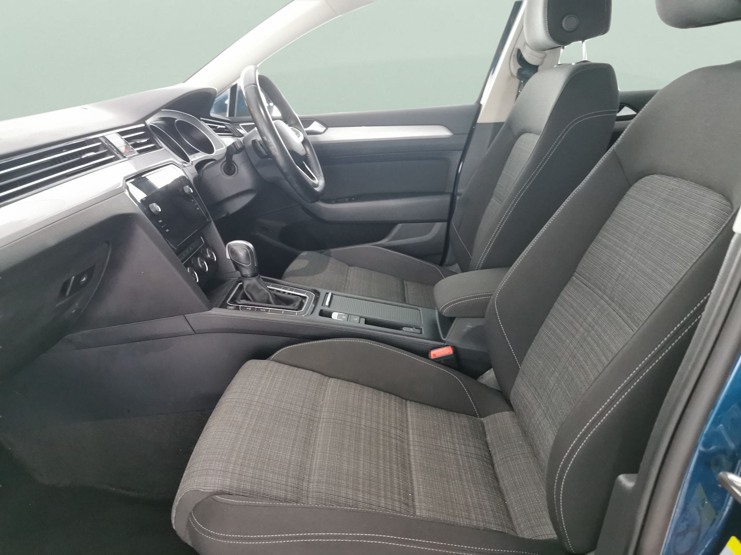 Used Volkswagen Passat 2021 for sale - 77294968: Photo 4