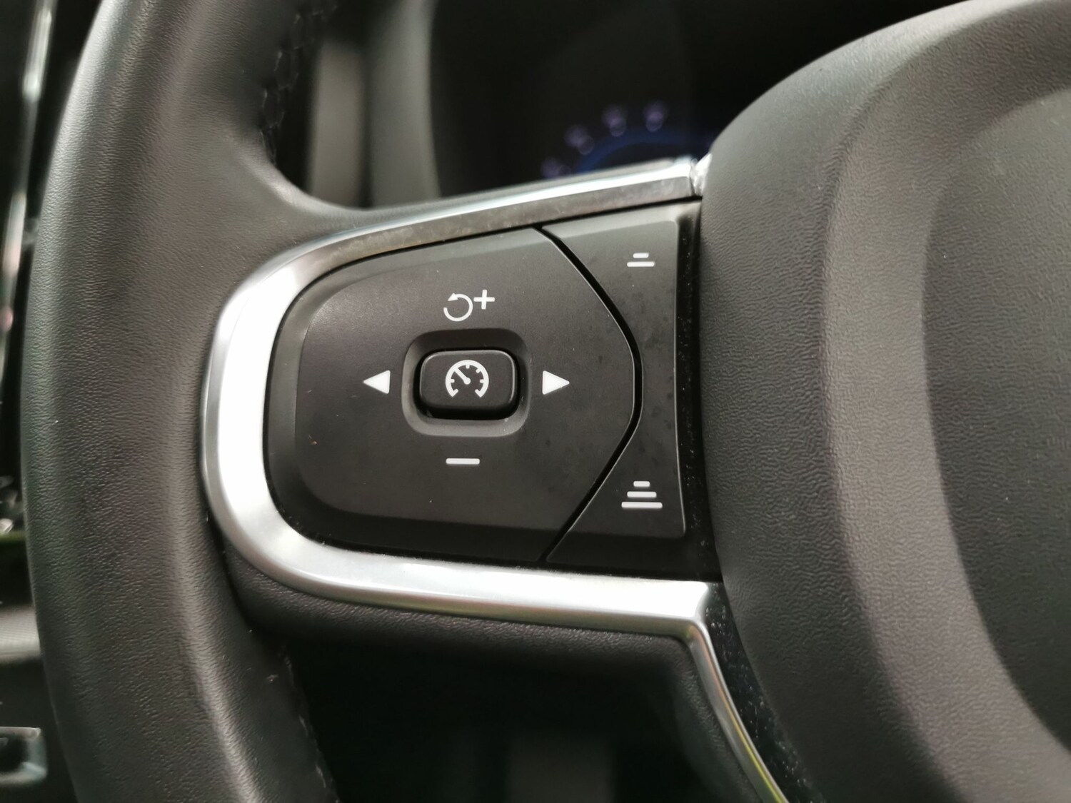 Used Volvo XC60 for sale - 77502318: Photo 24