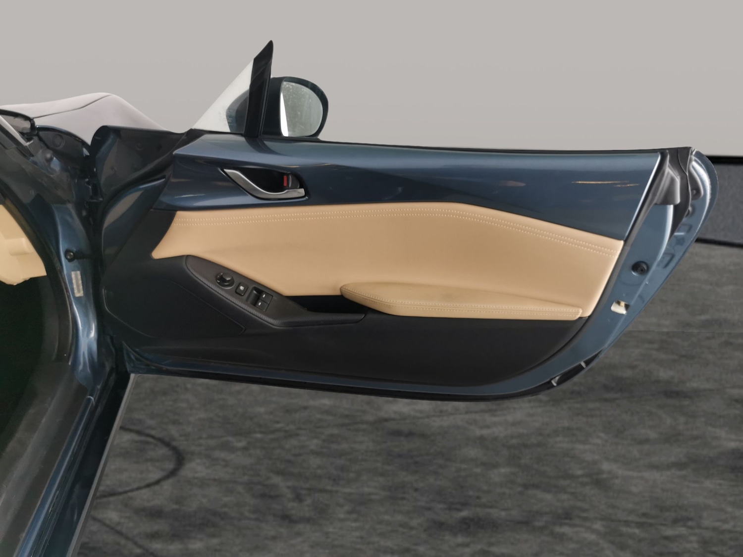 Used Mazda MX-5 2016 for sale - 77063609: Photo 26