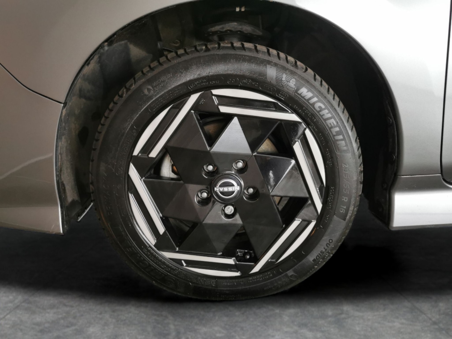 Used Nissan Leaf 2022 for sale - 76564111: Photo 24