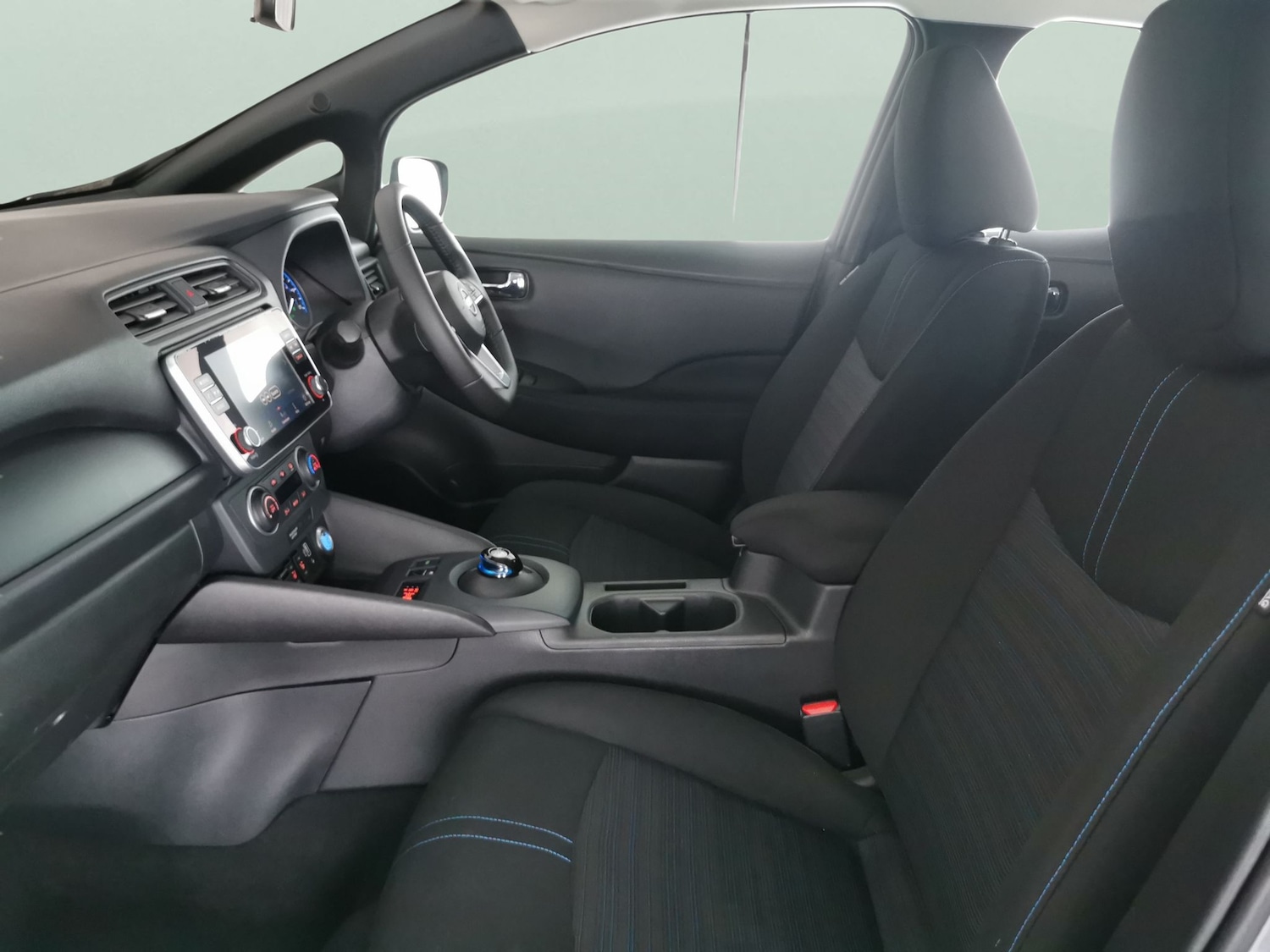 Used Nissan Leaf 2022 for sale - 76564111: Photo 4