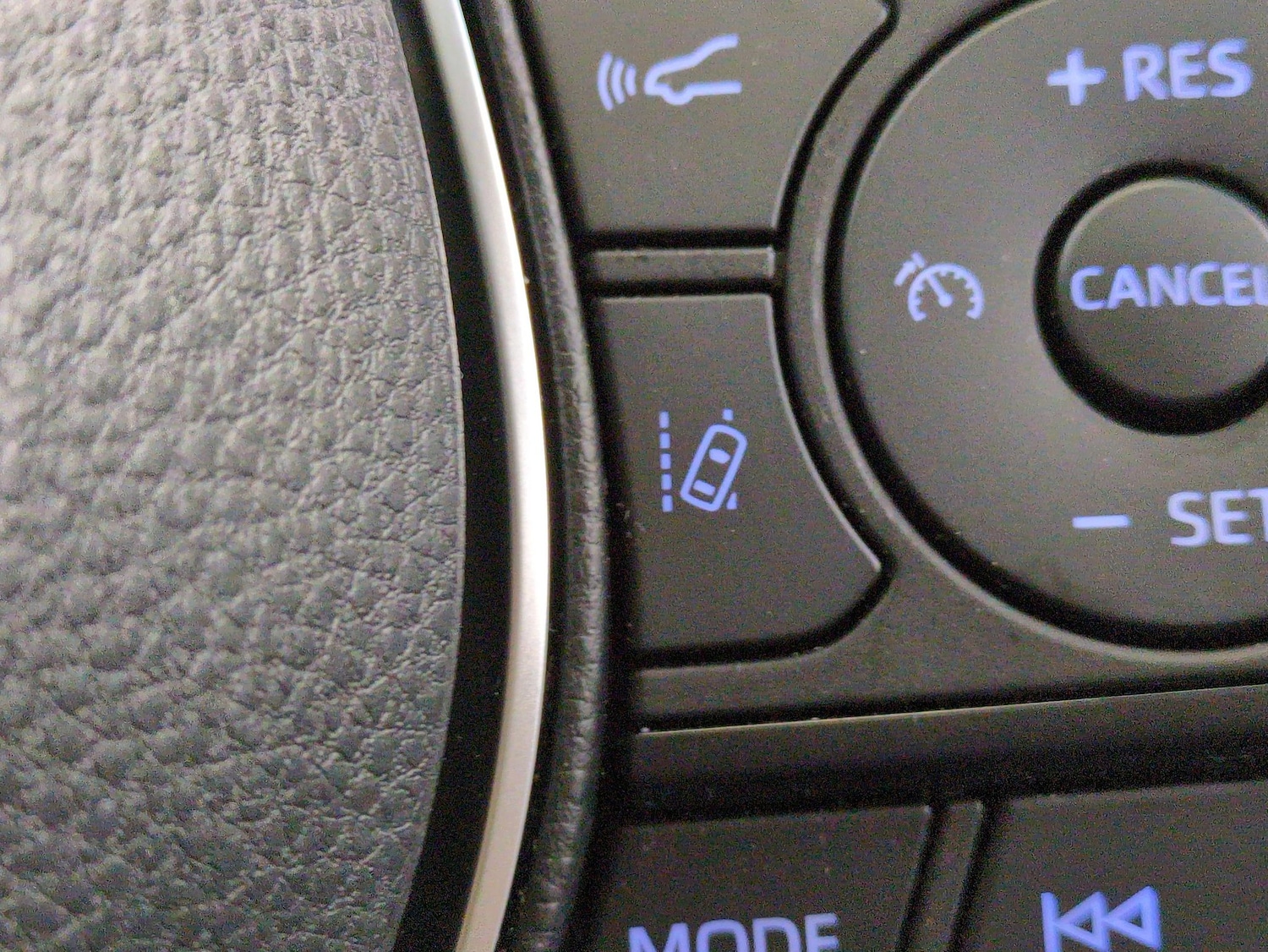 Used Toyota RAV4 2022 for sale - 76444650: Photo 23