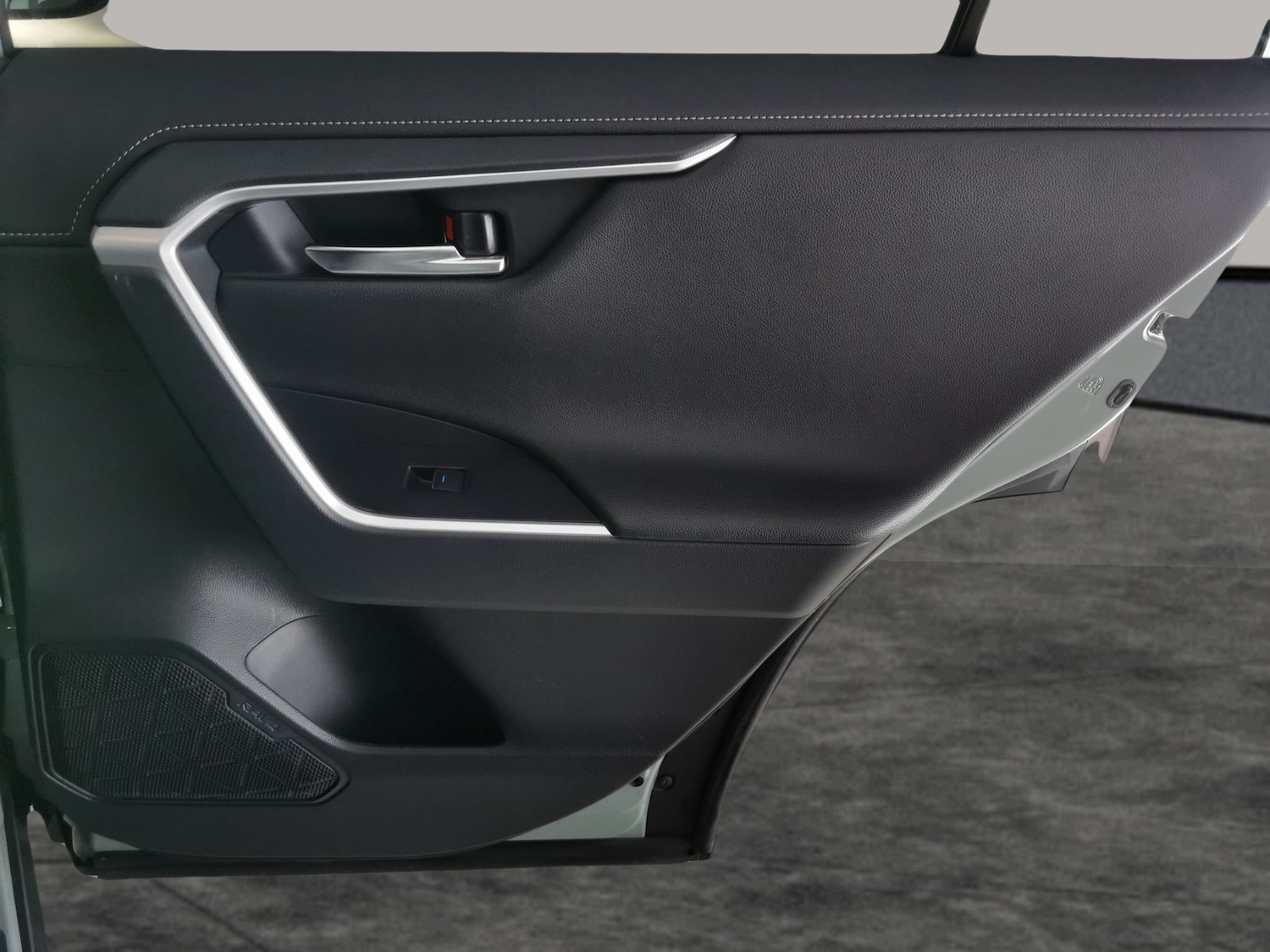 Used Toyota RAV4 2022 for sale - 76444650: Photo 33