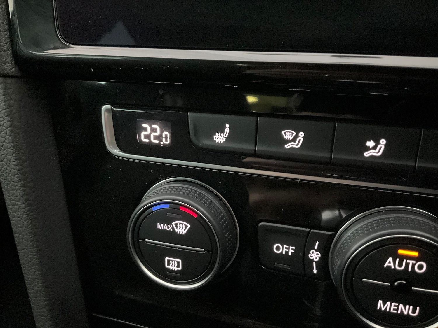 Used Volkswagen Golf 2018 for sale - 76128743: Photo 24