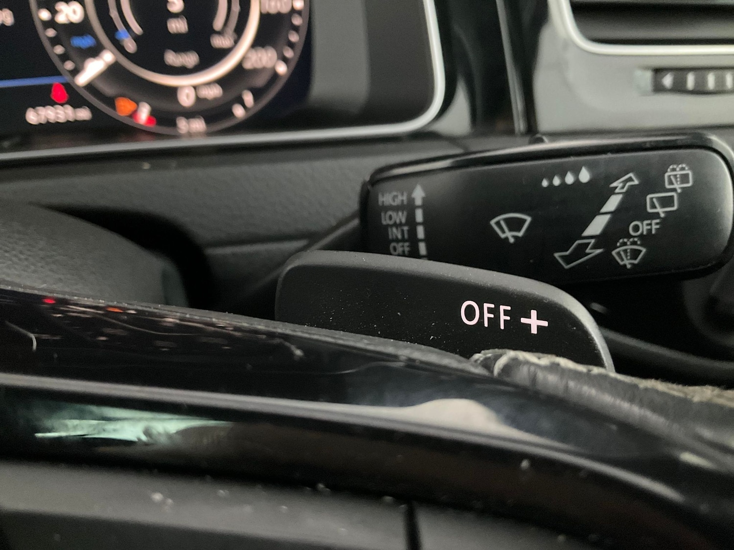 Used Volkswagen Golf 2018 for sale - 76128743: Photo 26
