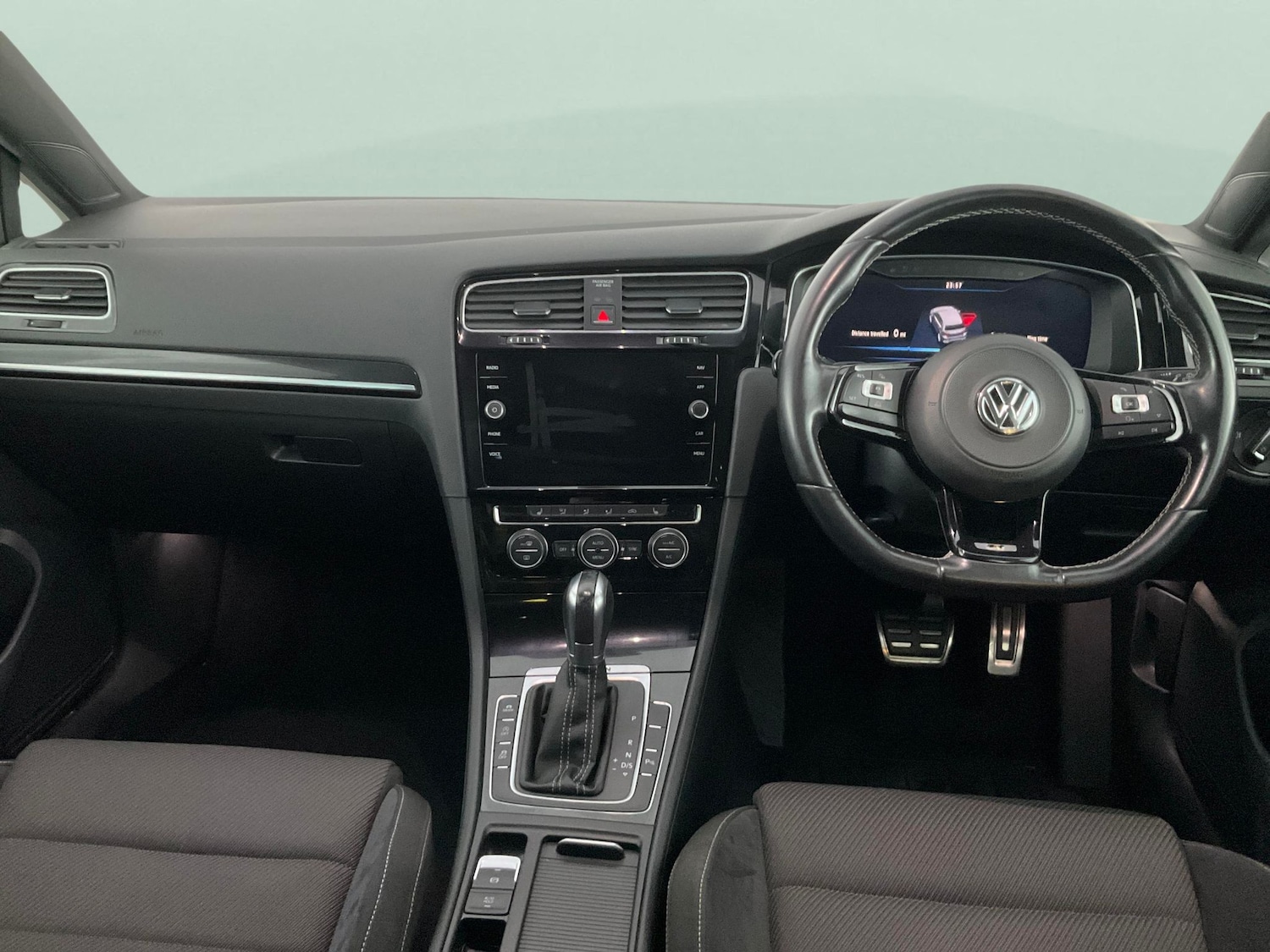 Used Volkswagen Golf 2018 for sale - 76128743: Photo 9