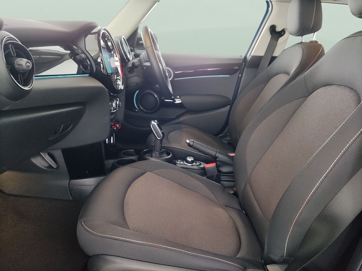 Used MINI Hatch 2022 for sale - 77932381: Photo 4