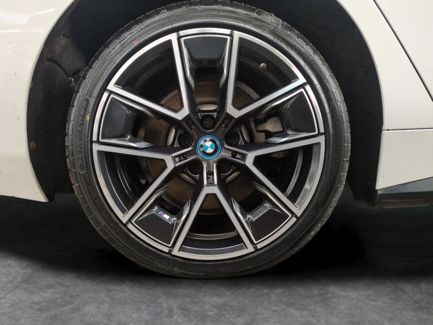 Used BMW i4 2022 for sale - 76545149: Photo 27