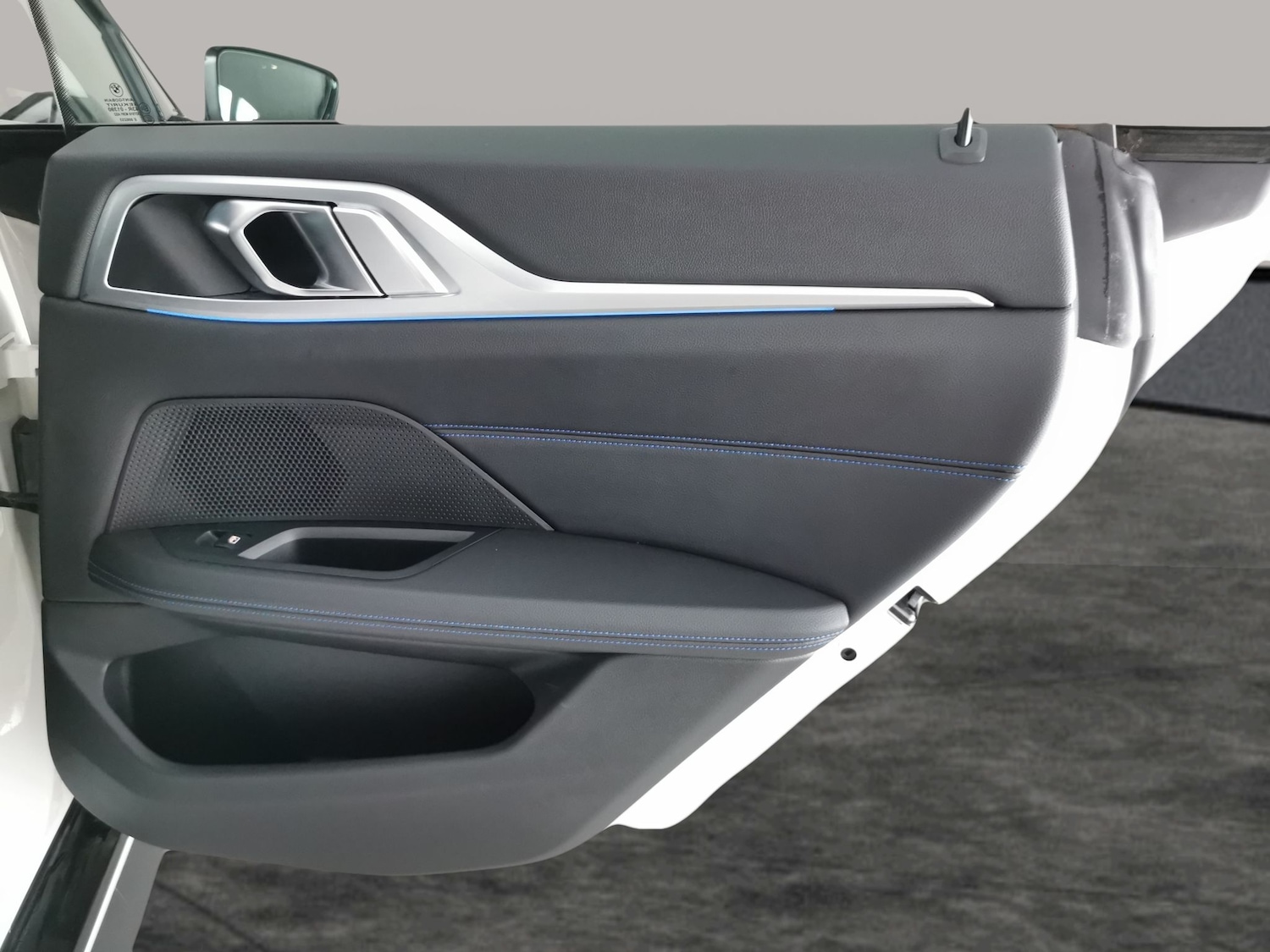 Used BMW i4 2022 for sale - 76545149: Photo 33