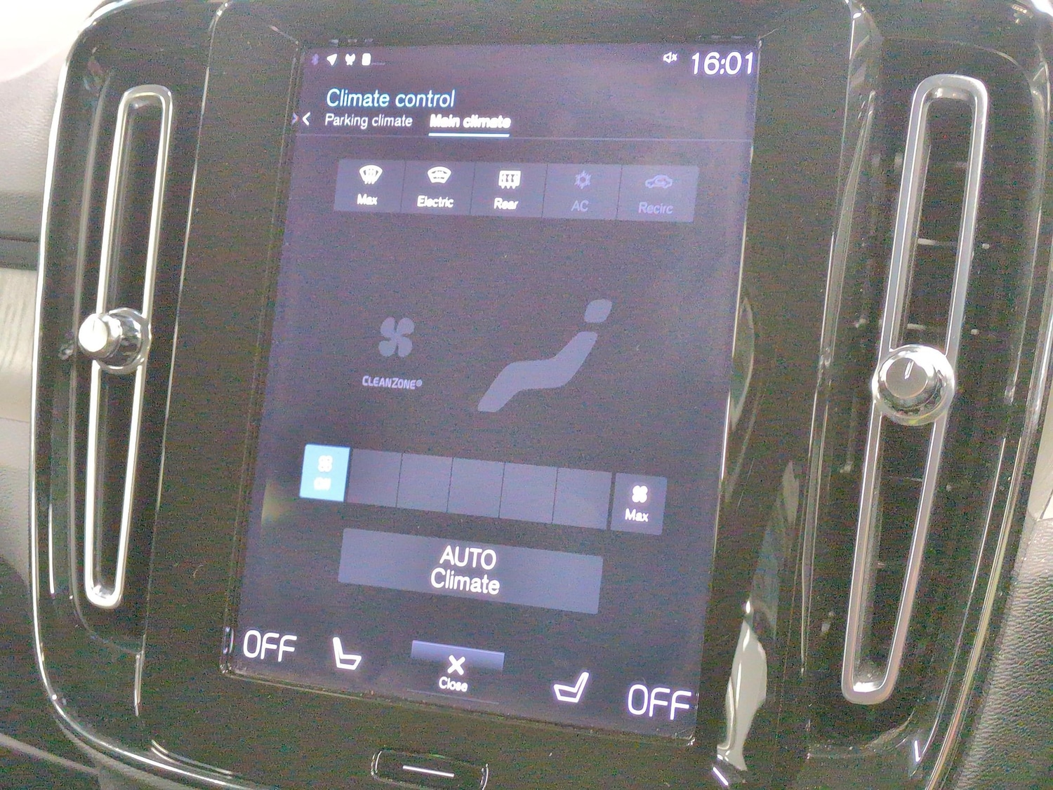 Used Volvo XC40 2021 for sale - 76821778: Photo 19