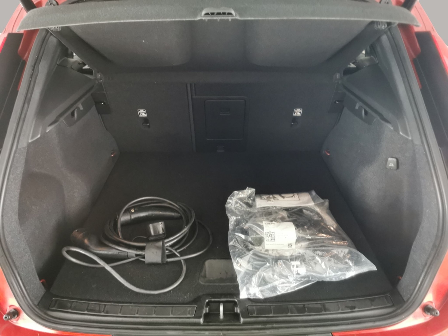 Used Volvo XC40 2023 for sale - 77848498: Photo 32