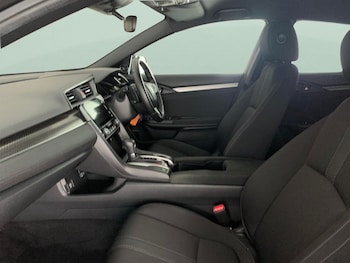Used Honda Civic 2020 for sale - 75868492: Photo