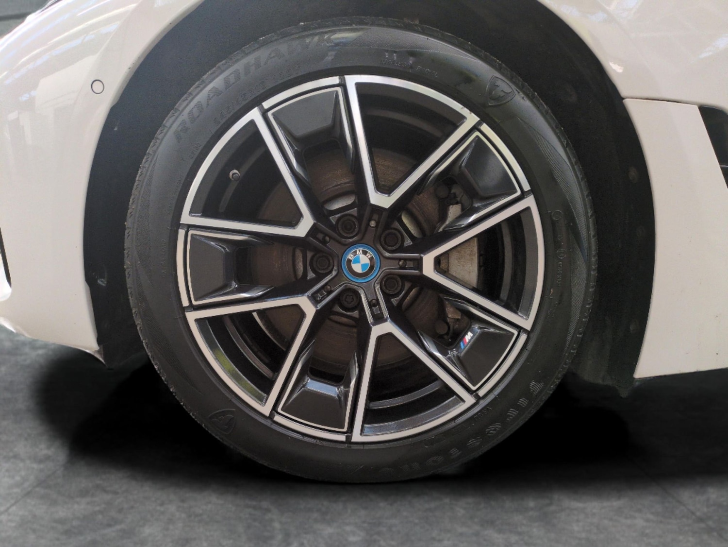 Used BMW i4 2022 for sale - 76960532: Photo 25