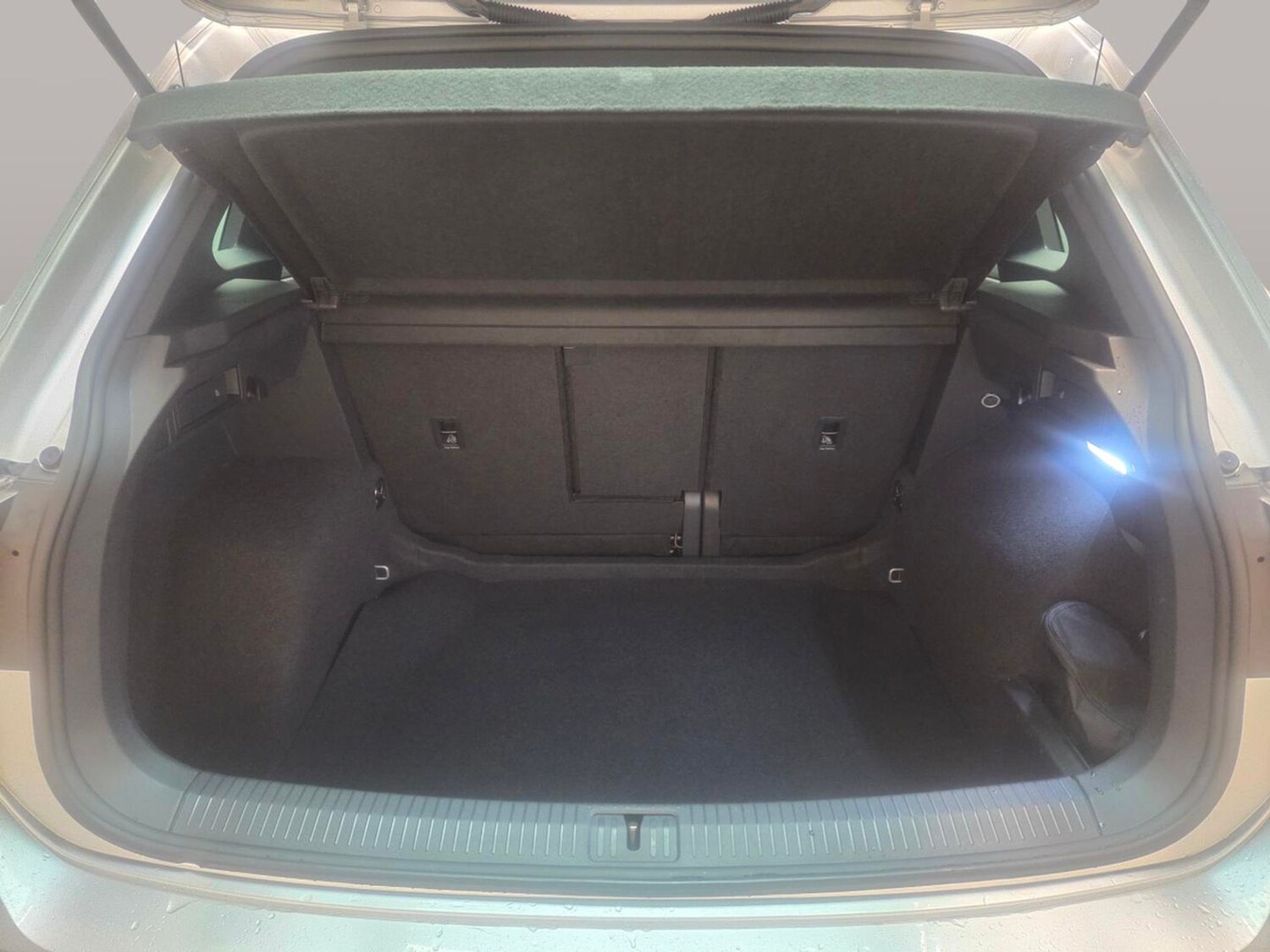 Used Volkswagen Tiguan 2023 for sale - 77505507: Photo 31