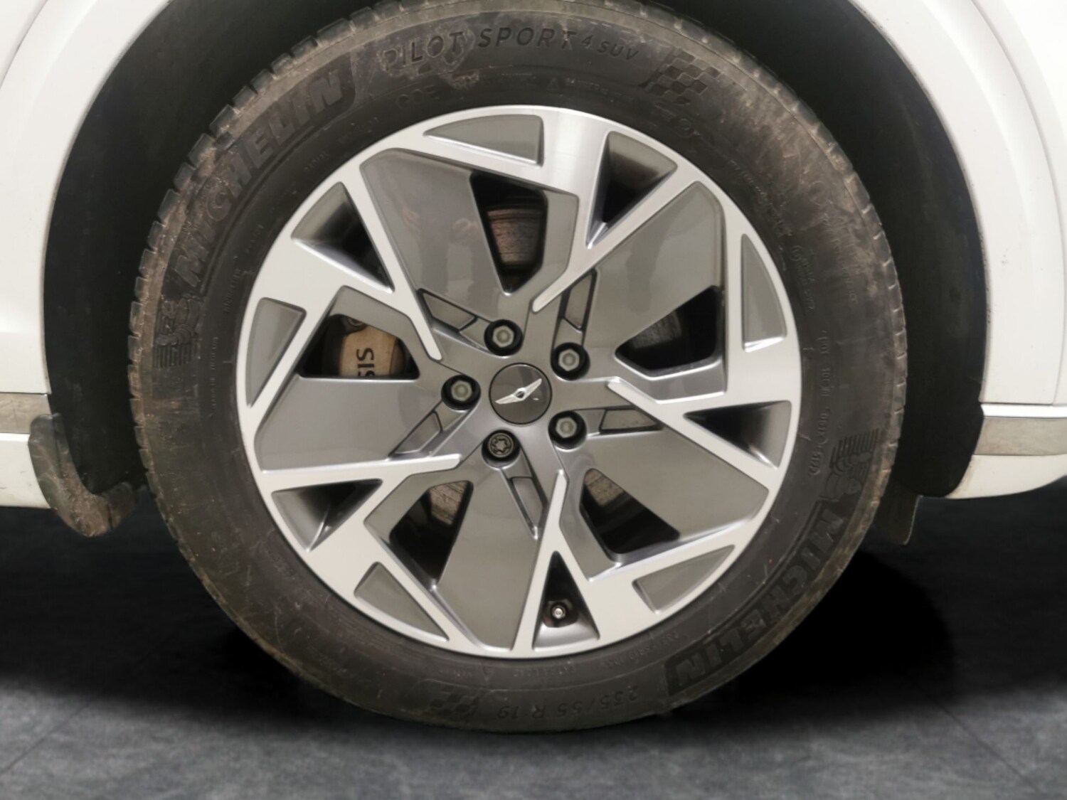 Used Genesis GV70 2023 for sale - 77815097: Photo 29