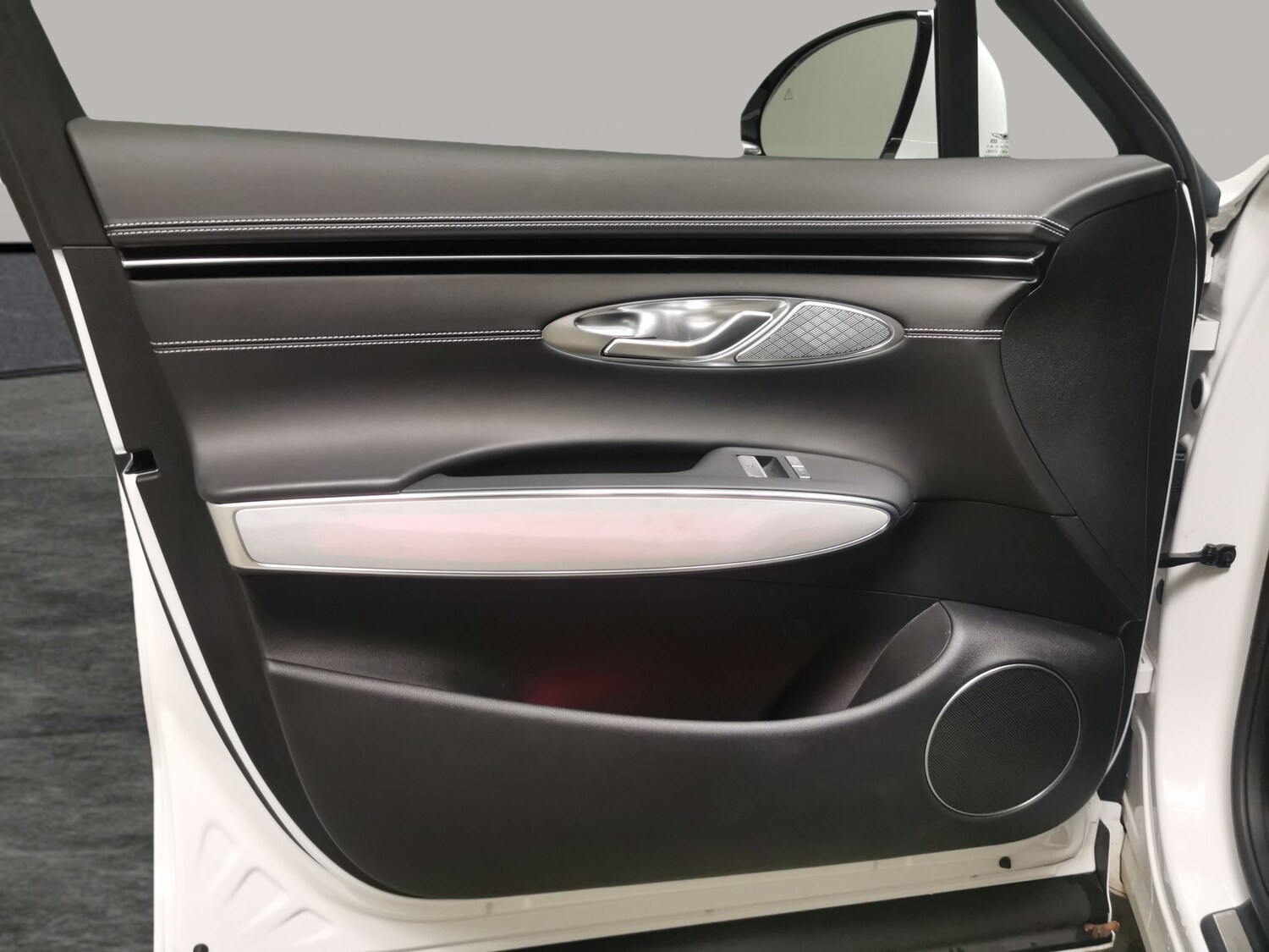 Used Genesis GV70 2023 for sale - 77815097: Photo 32