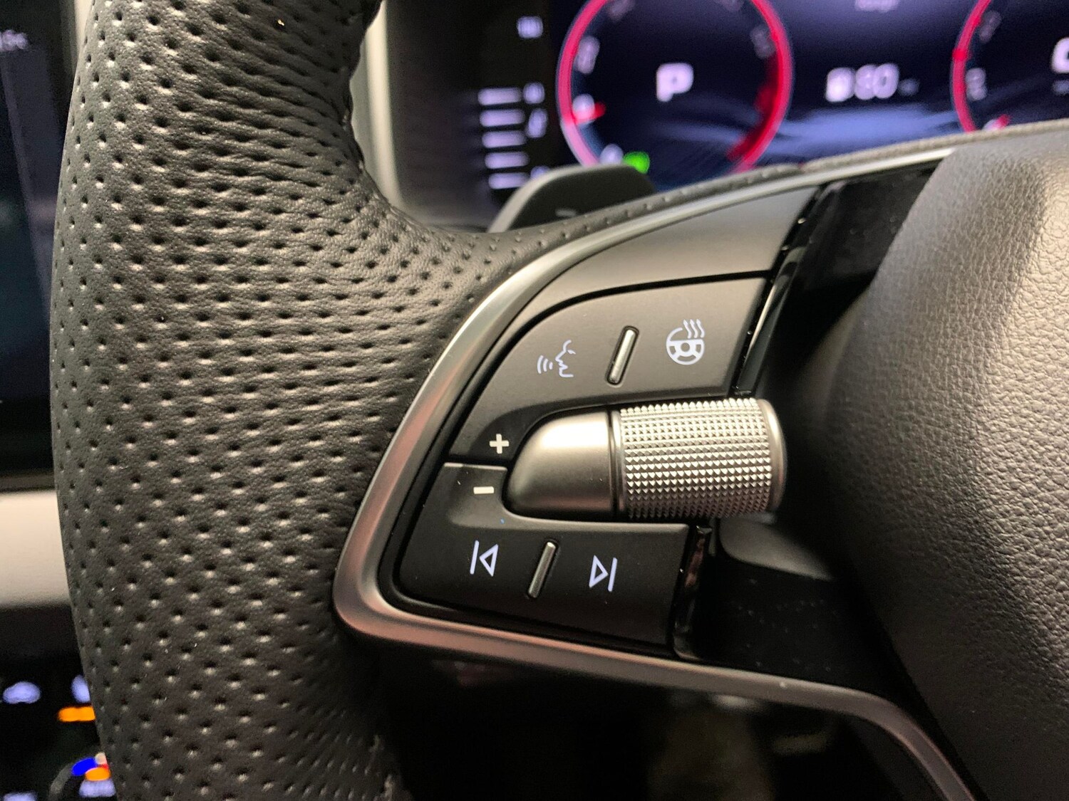 Used Skoda Karoq 2025 for sale - 77634850: Photo 18