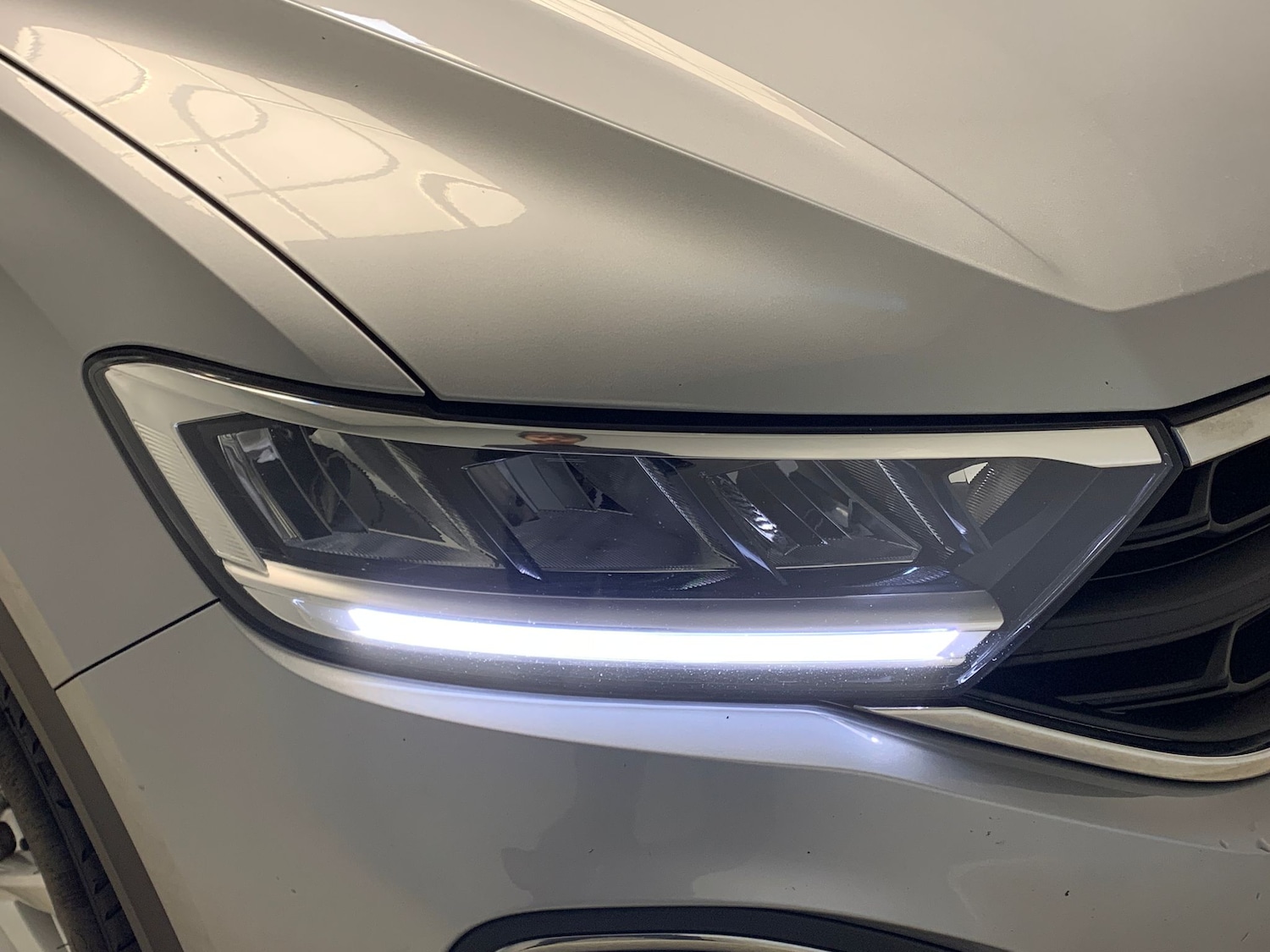 Used Volkswagen T-Roc 2022 for sale - 76624084: Photo 19