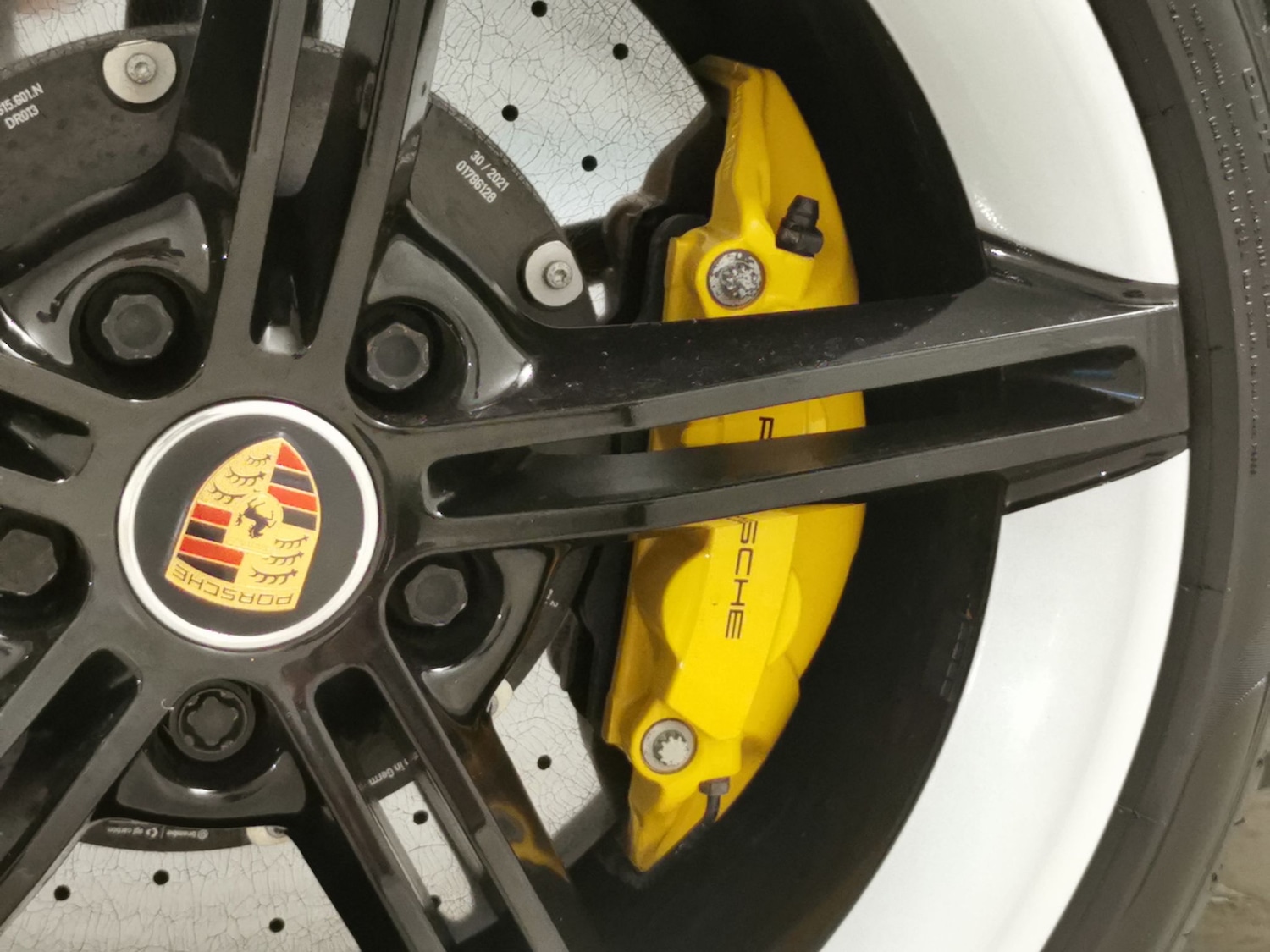 Used Porsche Taycan 2021 for sale - 76518391: Photo 17