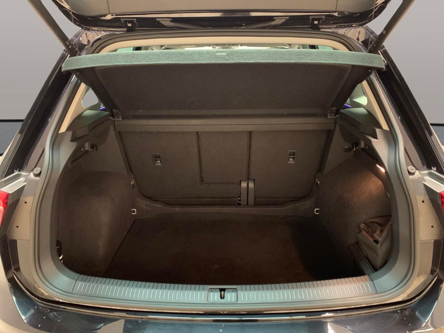 Used Volkswagen Tiguan 2021 for sale - 77083503: Photo 34