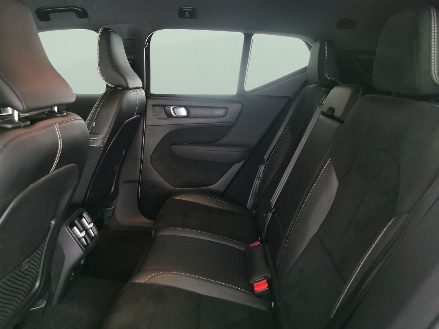 Used Volvo XC40 2019 for sale - 77911679: Photo 27