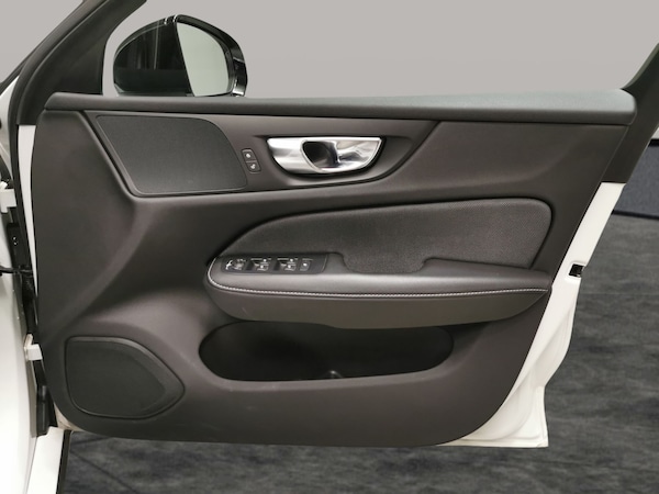 Used Volvo V60 2021 for sale - 76249686: Photo 38