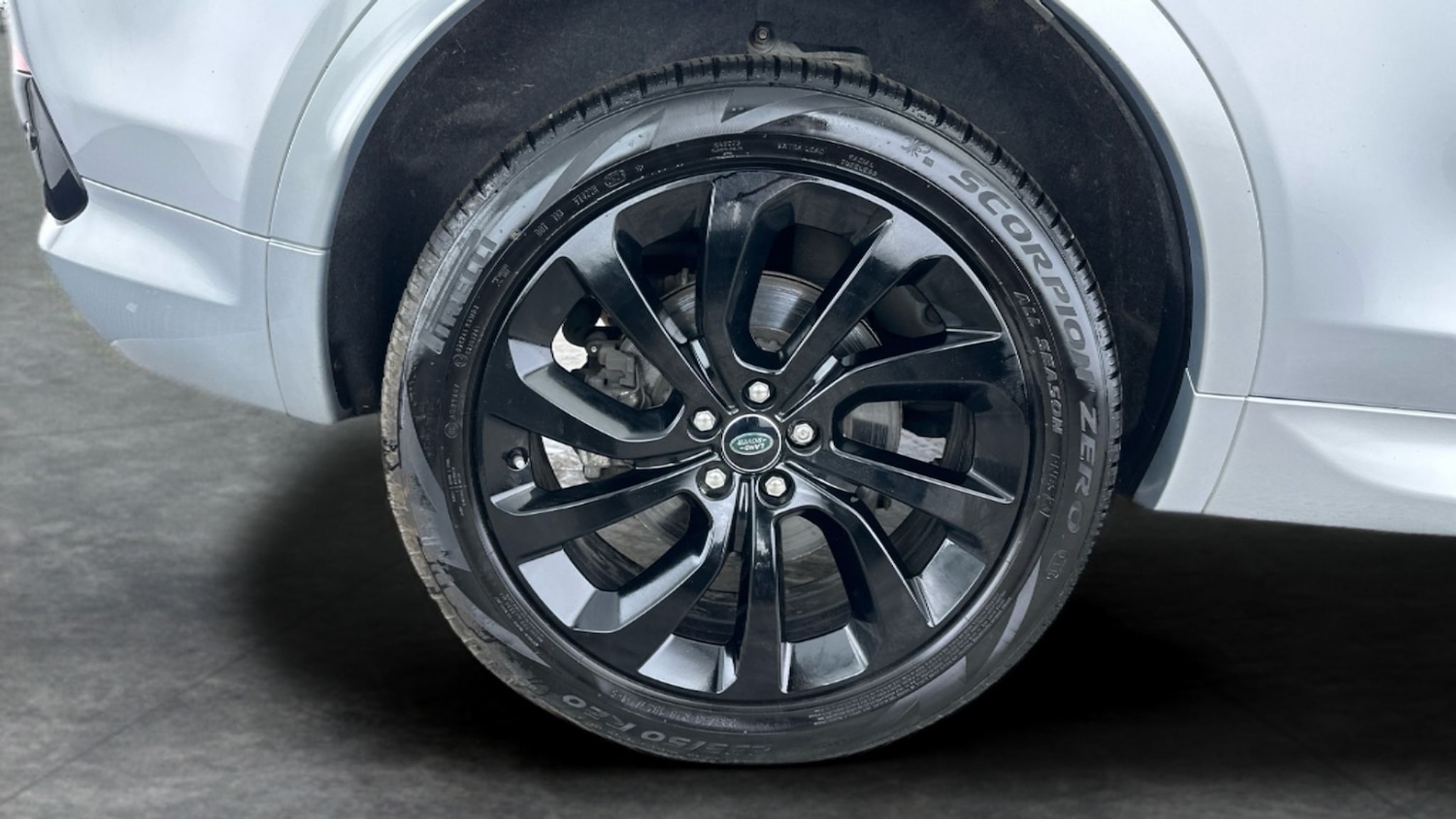 Used Land Rover Discovery Sport 2022 for sale - 76519642: Photo 11