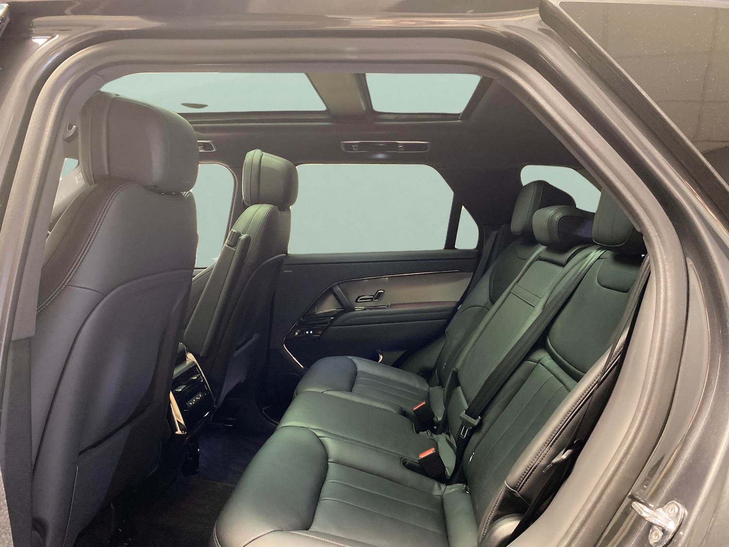 Used Land Rover Range Rover Sport 2024 for sale - 77995436: Photo 41