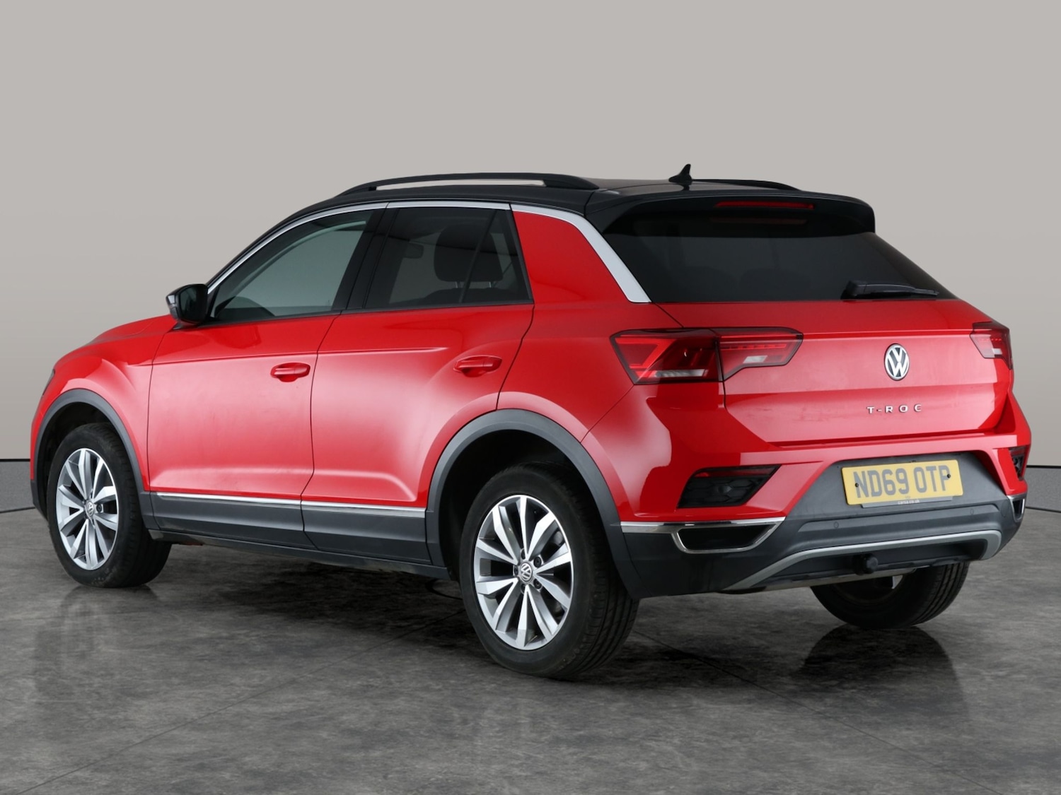 Used Volkswagen T-Roc 2020 for sale - 76725362: Photo 11