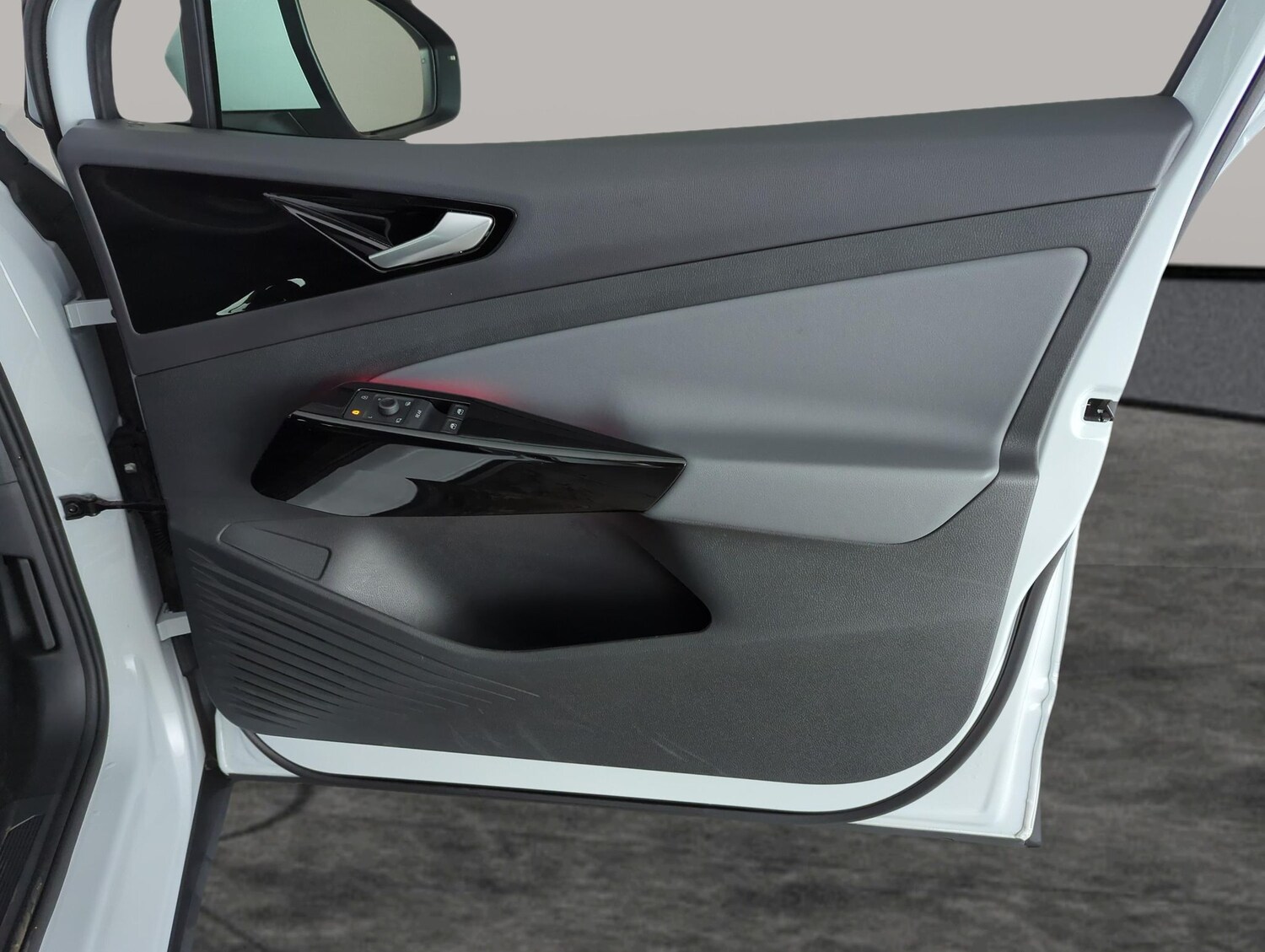 Used Volkswagen ID.4 2023 for sale - 77675999: Photo 30