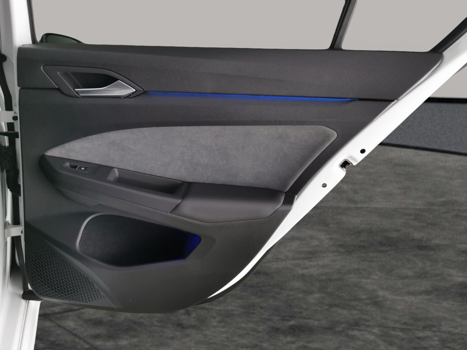 Used Volkswagen Golf 2024 for sale - 77701760: Photo 30