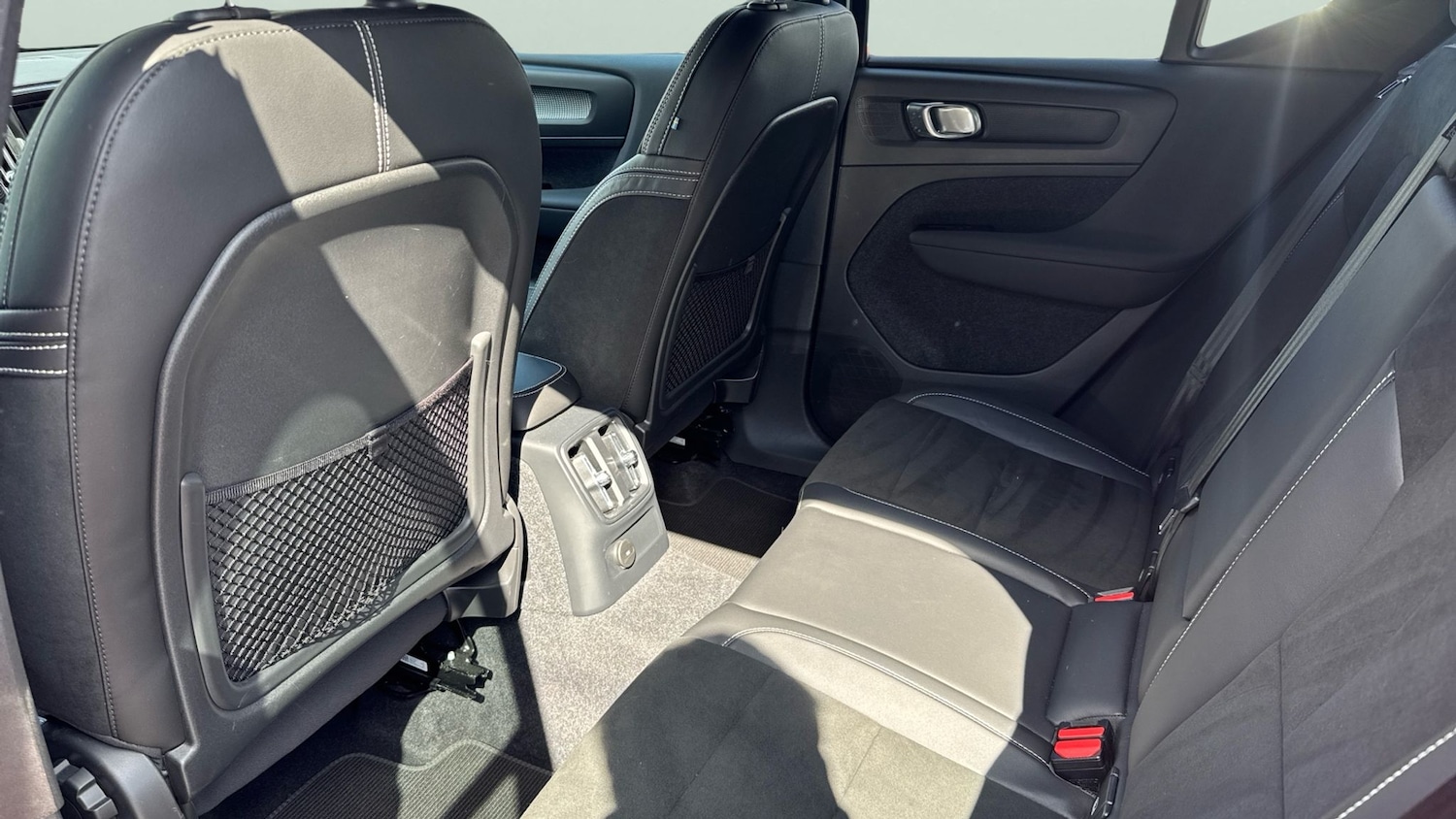 Used Volvo XC40 2022 for sale - 76128782: Photo 22