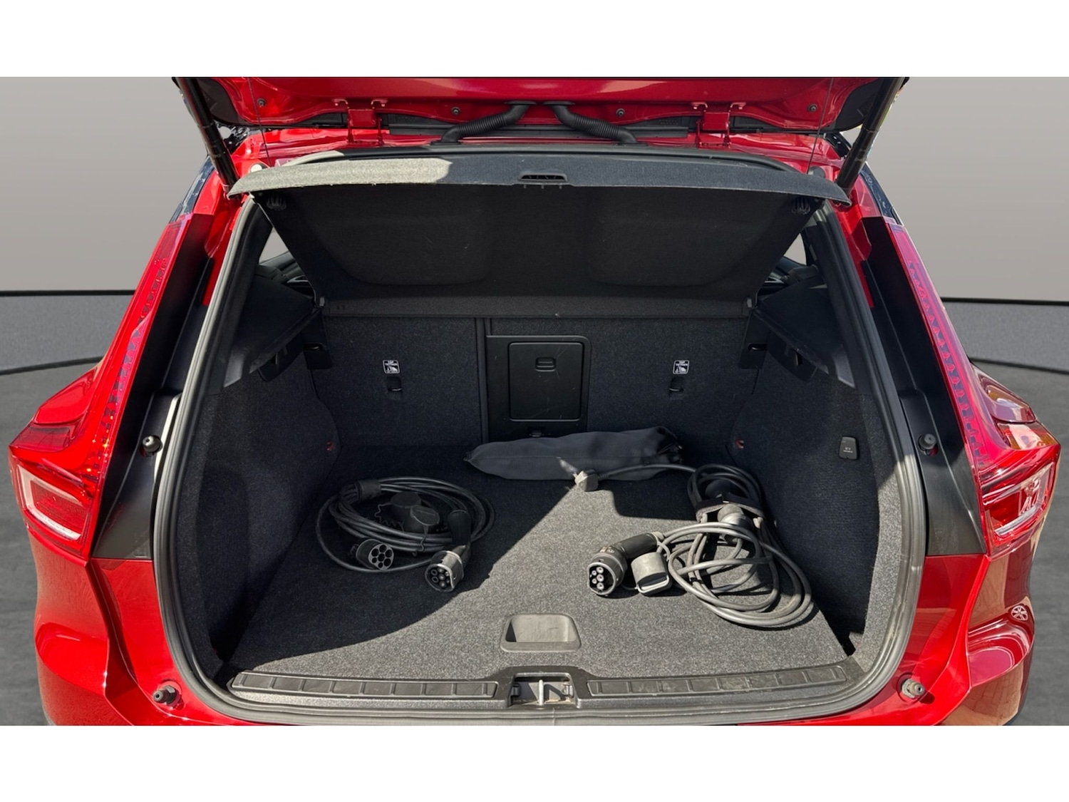 Used Volvo XC40 2022 for sale - 76128782: Photo 23