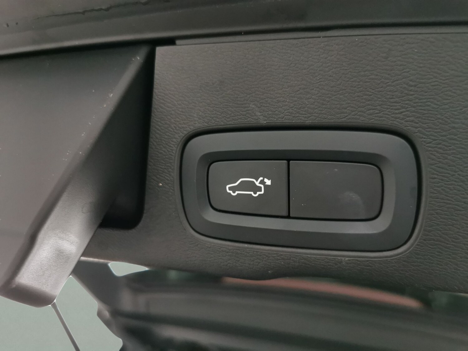 Used Volvo XC60 for sale - 77650799: Photo 16