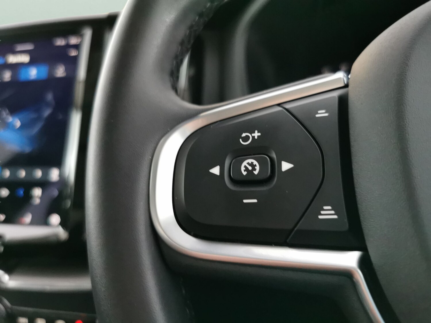 Used Volvo XC60 for sale - 77650799: Photo 23