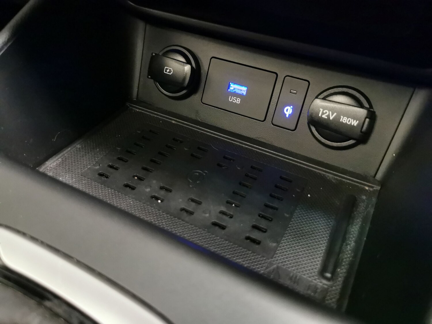 Used Hyundai KONA 2022 for sale - 77928234: Photo 21