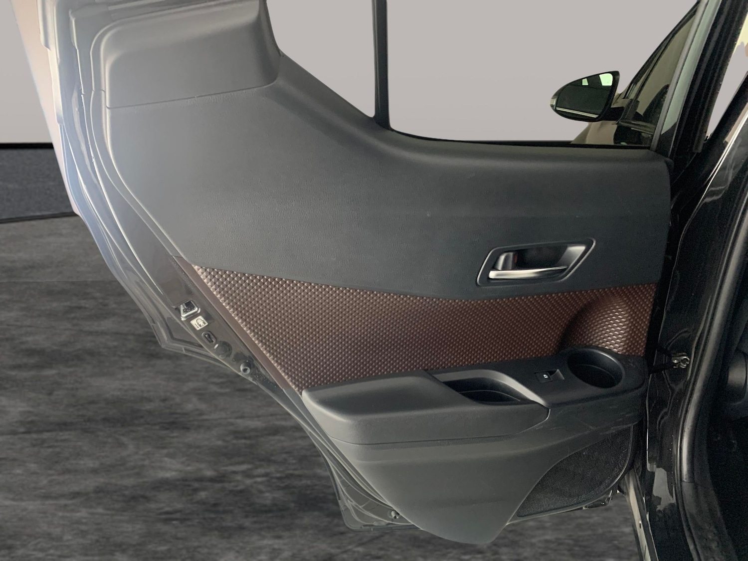 Used Toyota C-HR 2018 for sale - 76668576: Photo 28