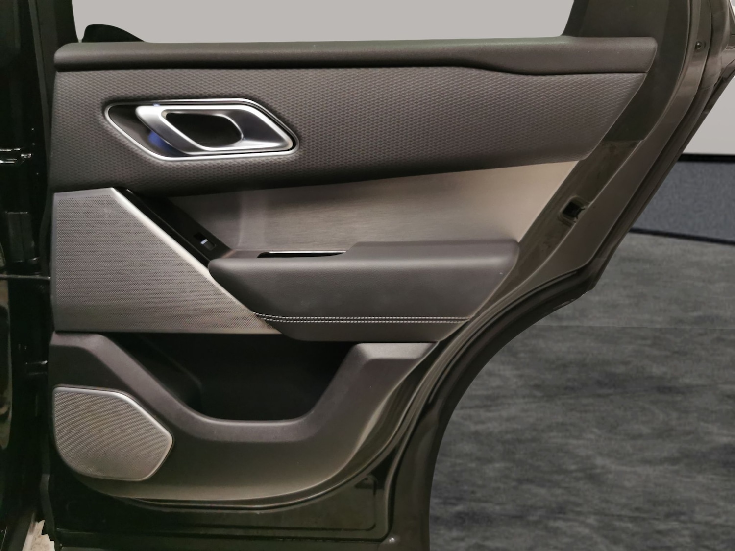 Used Land Rover Range Rover Velar 2021 for sale - 77060900: Photo 34