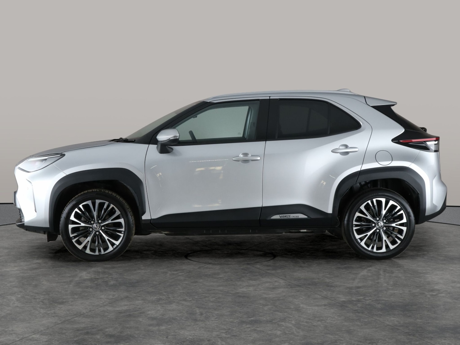 Used Toyota Yaris Cross 2022 for sale - 77186683: Photo 13