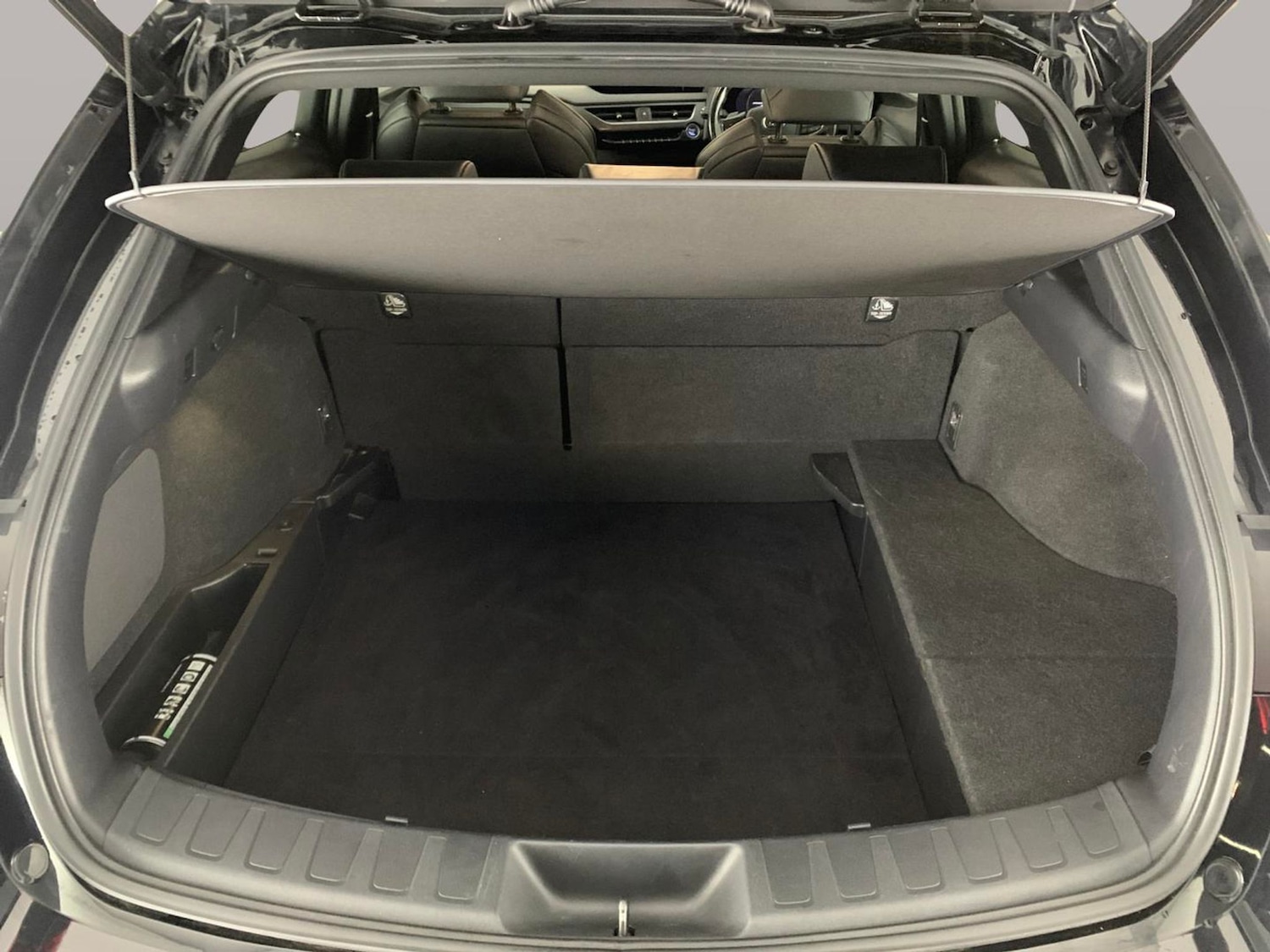 Used Lexus UX 2021 for sale - 76777868: Photo 37